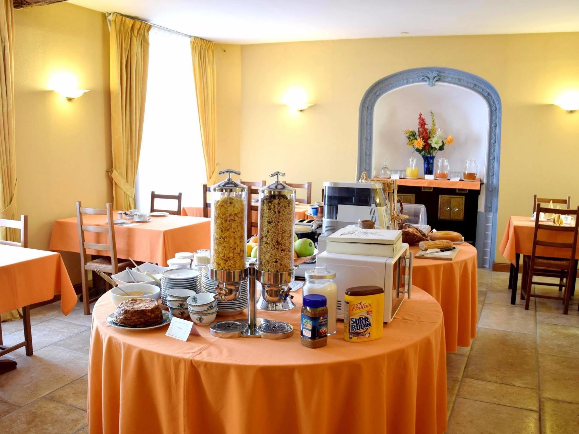 Logis Le Saint Nicolas Bar-sur-Aube Zewnętrze zdjęcie